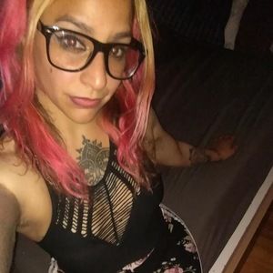 Meet your Posher, Crystaly